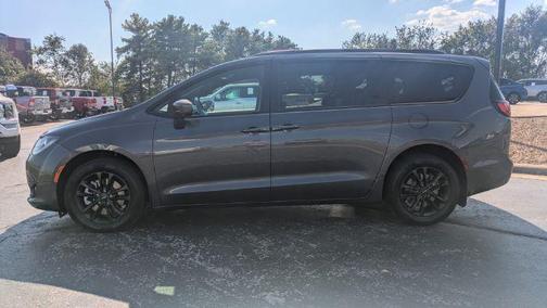 2020 Chrysler Pacifica L
