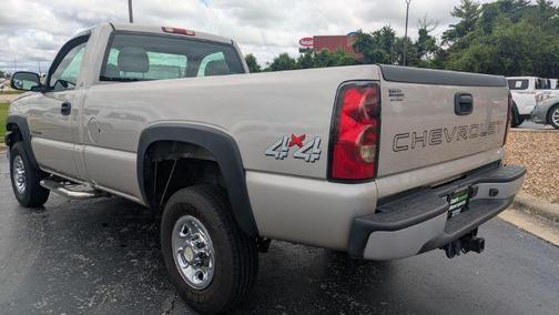 2005 Chevrolet Silverado 2500 Work Truck