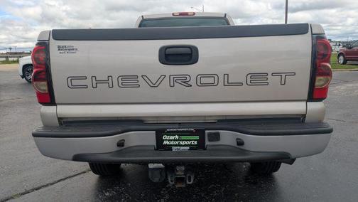 2005 Chevrolet Silverado 2500 Work Truck