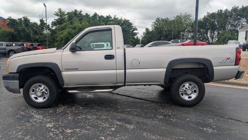 2005 Chevrolet Silverado 2500 Work Truck