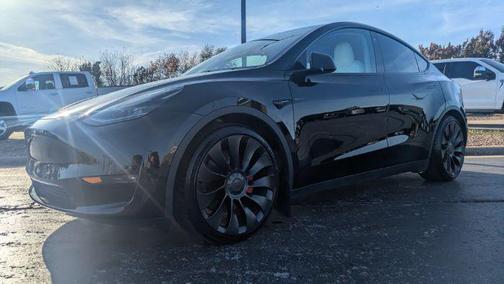 2022 Tesla Model Y Performance Dual Motor All-Wheel Drive