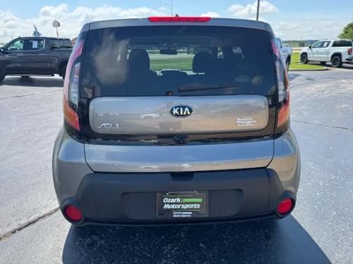 2016 Kia Soul Base