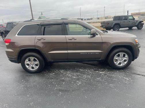 2017 Jeep Grand Cherokee Laredo