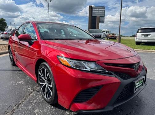 2019 Toyota Camry LE