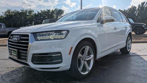 Glacier White Metallic 2019 Audi Q7 55 Prestige