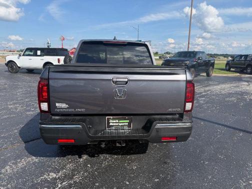 Modern Steel Metallic 2017 Honda Ridgeline RTL-E