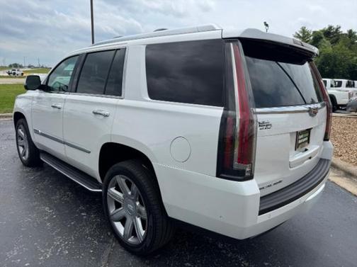2018 Cadillac Escalade Luxury