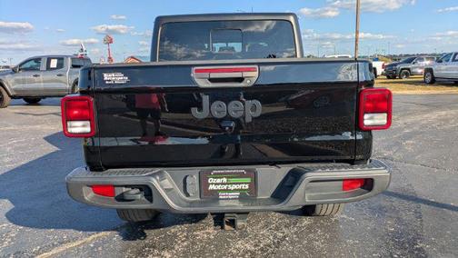 2022 Jeep Gladiator Altitude 4x4