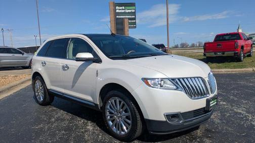 White Platinum Metallic Tri-Coat 2013 Lincoln MKX Base