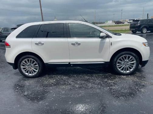 2013 Lincoln MKX Base