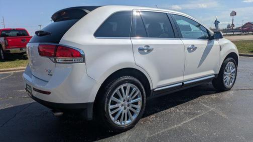 White Platinum Metallic Tri-Coat 2013 Lincoln MKX Base
