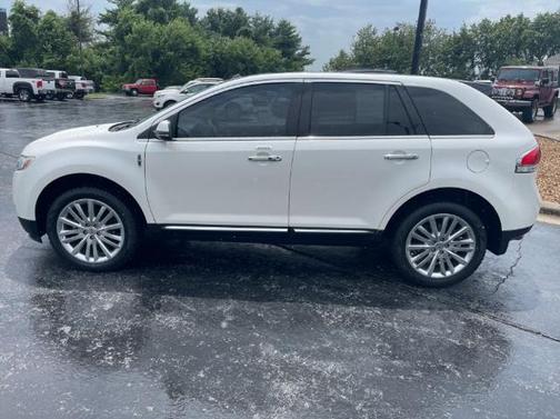 2013 Lincoln MKX Base