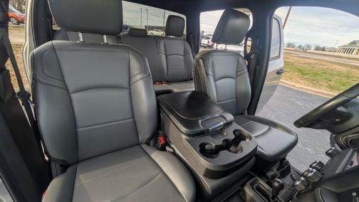 2022 RAM 3500 Tradesman Crew Cab 4x4 8' Box