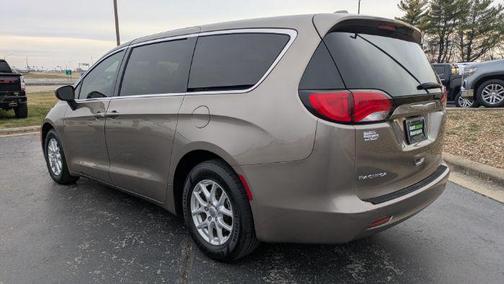 2017 Chrysler Pacifica LX