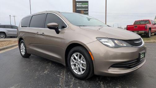 2017 Chrysler Pacifica LX