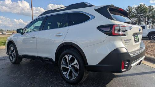 2020 Subaru Outback Touring XT
