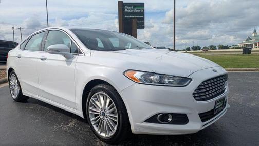 Oxford White 2016 Ford Fusion SE