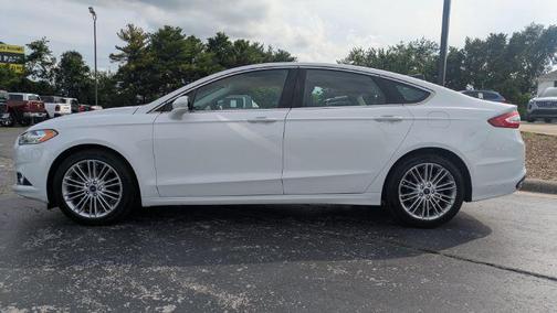 Oxford White 2016 Ford Fusion SE