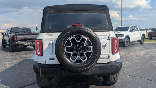 Oxford White 2022 Ford Bronco Outer Banks