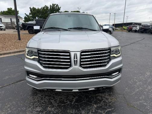 Ingot Silver Metallic 2016 Lincoln Navigator Select