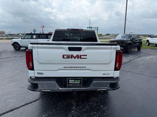 Summit White 2019 GMC Sierra 1500 SLT