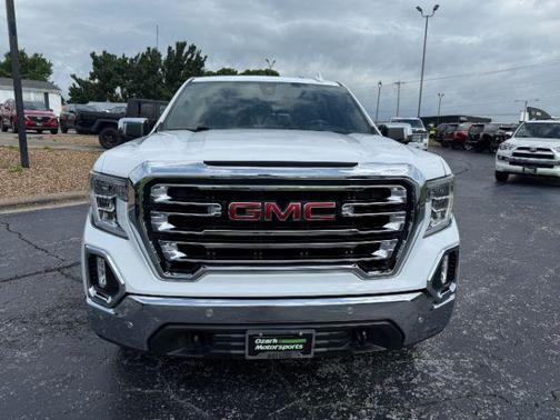 Summit White 2019 GMC Sierra 1500 SLT