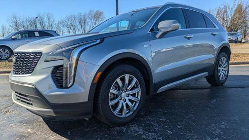 2023 Cadillac XT4 Premium Luxury