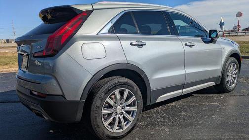 2023 Cadillac XT4 Premium Luxury