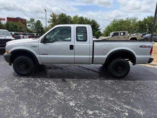 Silver Metallic 2004 Ford F-250 XL