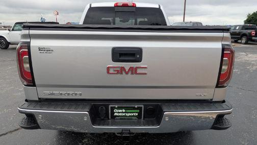 Quicksilver Metallic 2018 GMC Sierra 1500 SLT