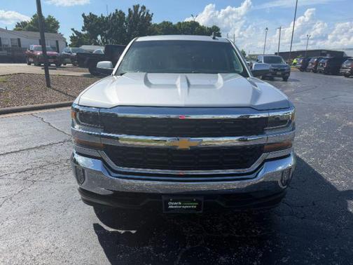 Silver Ice Metallic 2018 Chevrolet Silverado 1500 1LT