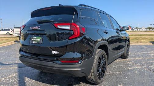 Ebony Twilight Metallic 2022 GMC Terrain SLE