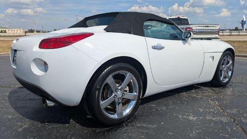 2007 Pontiac Solstice Convertible