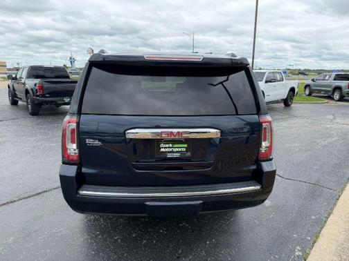 Dark Sapphire Blue Metallic 2018 GMC Yukon XL Denali