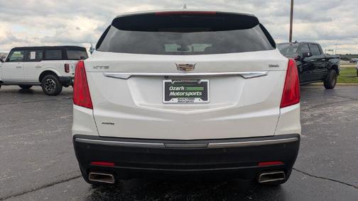 Crystal White Tricoat 2018 Cadillac XT5 Premium Luxury