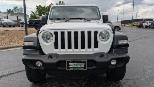 Bright White Clearcoat 2018 Jeep Wrangler Unlimited Sport