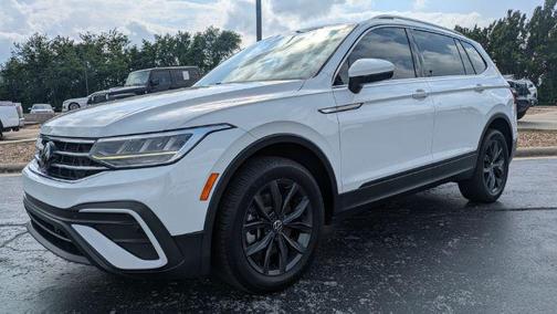 Pure White 2022 Volkswagen Tiguan 2.0T SE 4MOTION