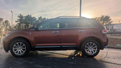 2014 Lincoln MKX Base