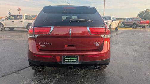 2014 Lincoln MKX Base