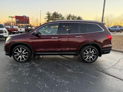 2019 Honda Pilot Touring 8-Passenger