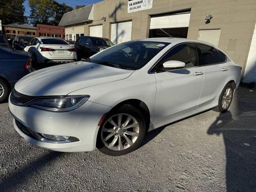 2015 Chrysler 200 C