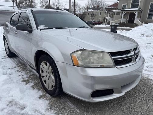 2012 Dodge Avenger SE