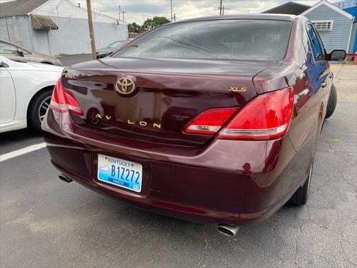 2005 Toyota Avalon XLS