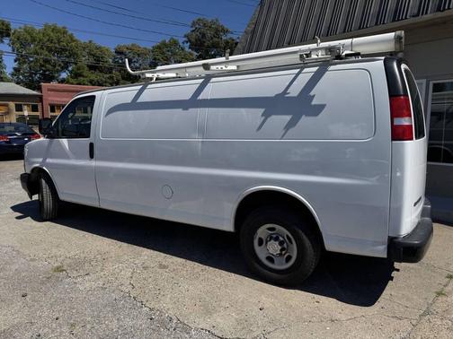 2017 Chevrolet Express 2500 Work Van