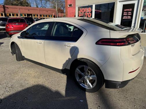 2013 Chevrolet Volt Base
