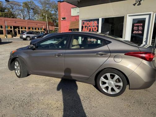 2012 Hyundai ELANTRA Limited