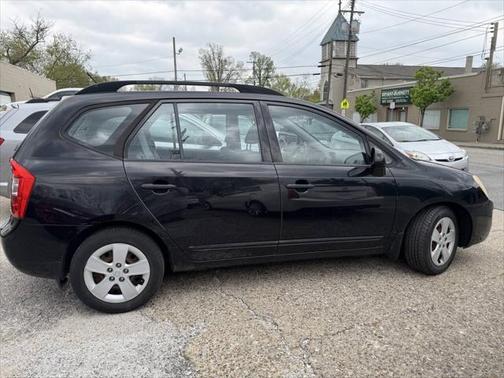 2009 Kia Rondo LX