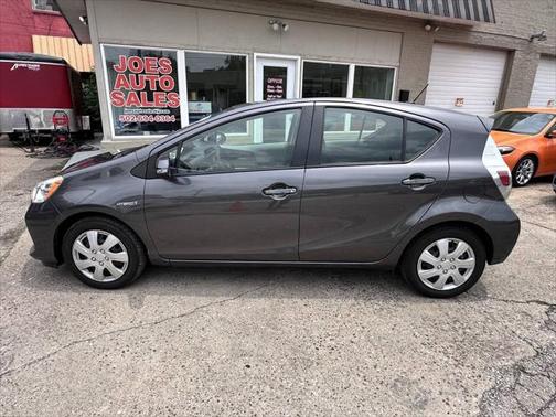 2014 Toyota Prius c Two