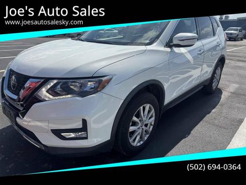 White 2018 Nissan Rogue SV