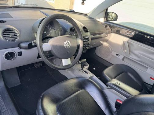 2003 Volkswagen New Beetle GLS 1.8T